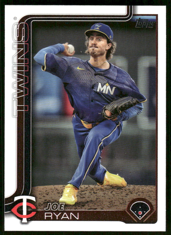 2025 Topps #40 Joe Ryan