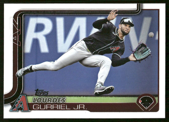 2025 Topps #136 Lourdes Gurriel Jr.